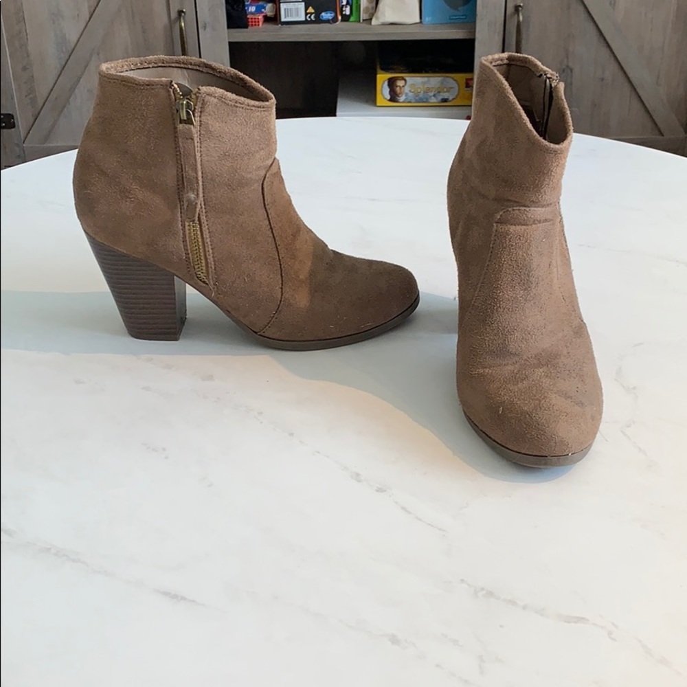 Ankle booties